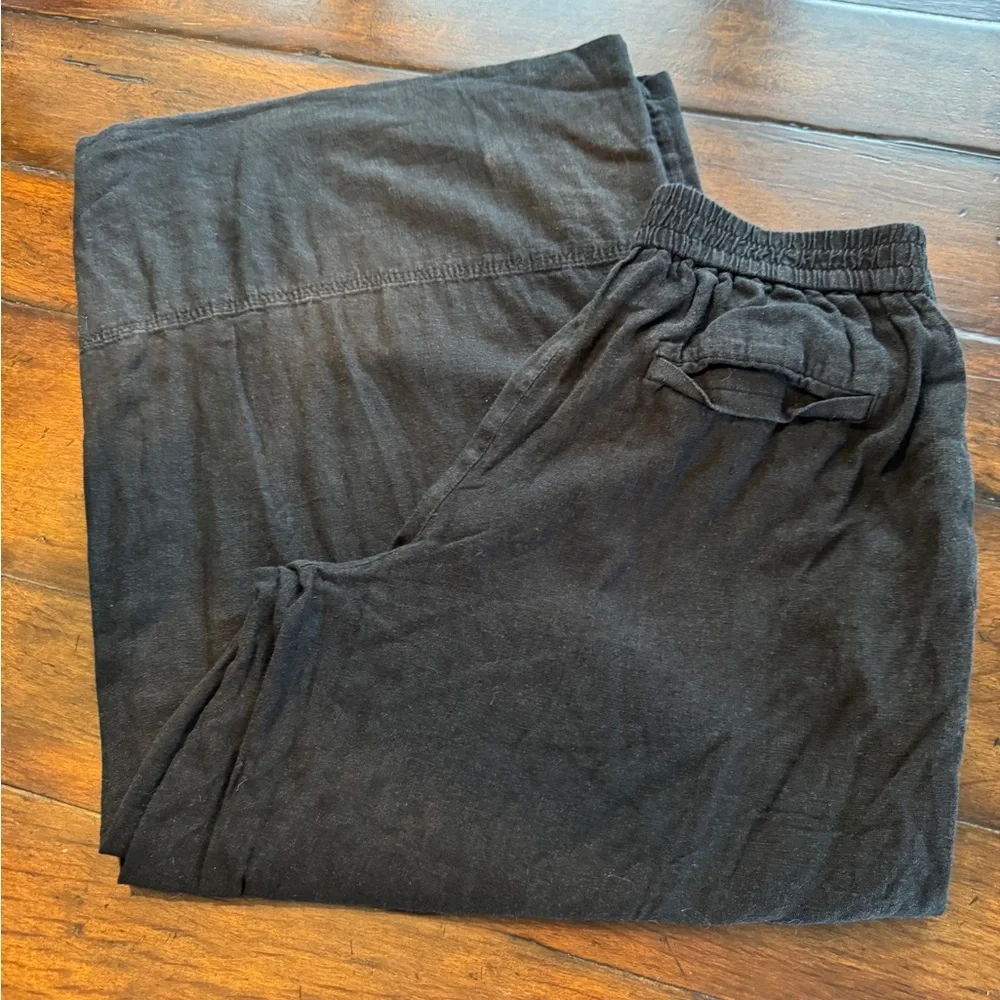 Banana Republic Wide Leg Cropped Elegant Black Pants- Size XS